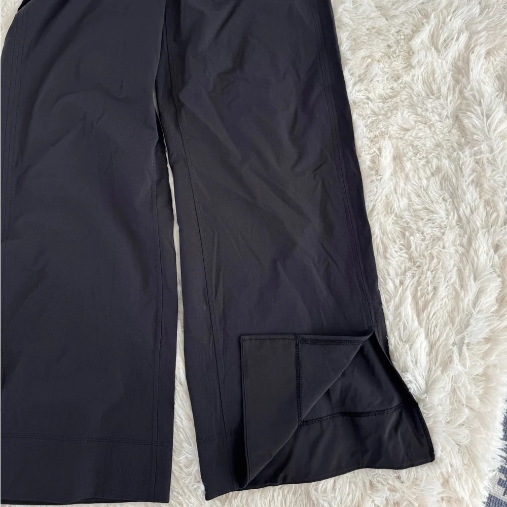 lululemon stretch woven wide-leg high-rise pant - Picture 4 of 7